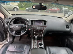 Nissan Pathfinder-3.webp Nissan Pathfinder-3.webp